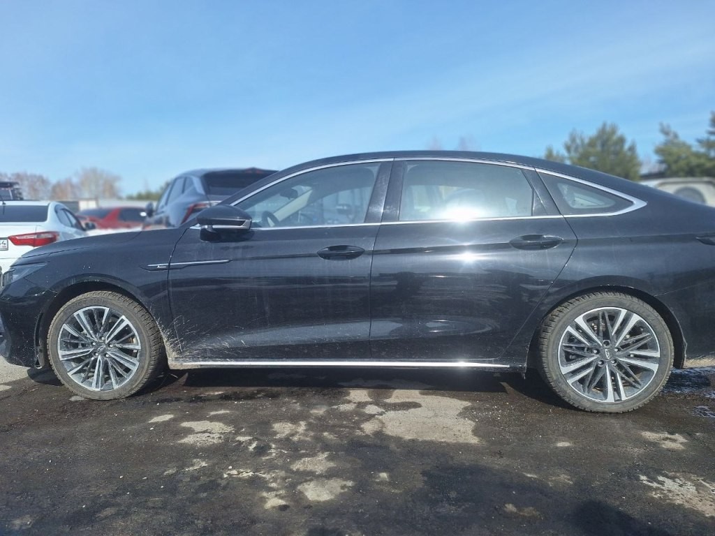 Chery  Arrizo 8